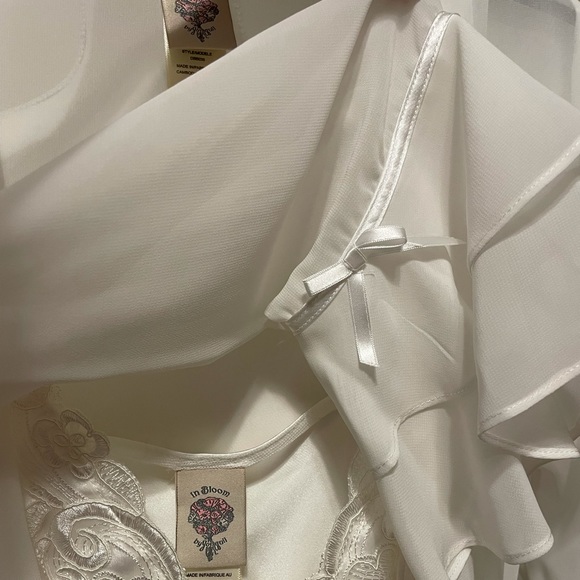 2 Piece In Bloom by Jonquil| Bridal Nightgown - Picture 8 of 8